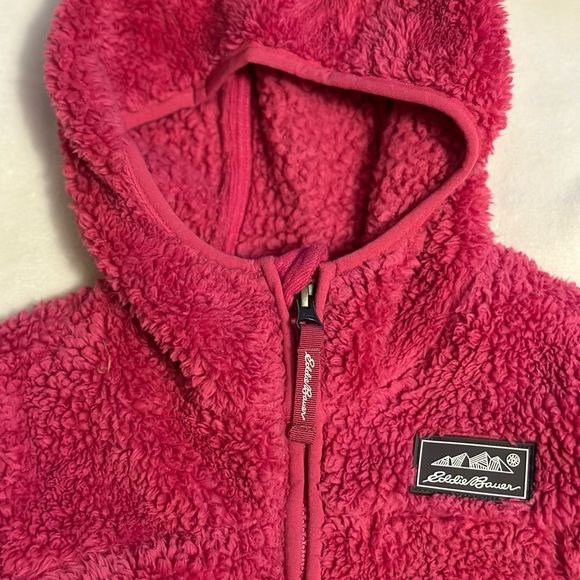 Girls Eddie Bauer Fuzzy Zip Up XXS size 4 Hot Pink - Picture 3 of 4